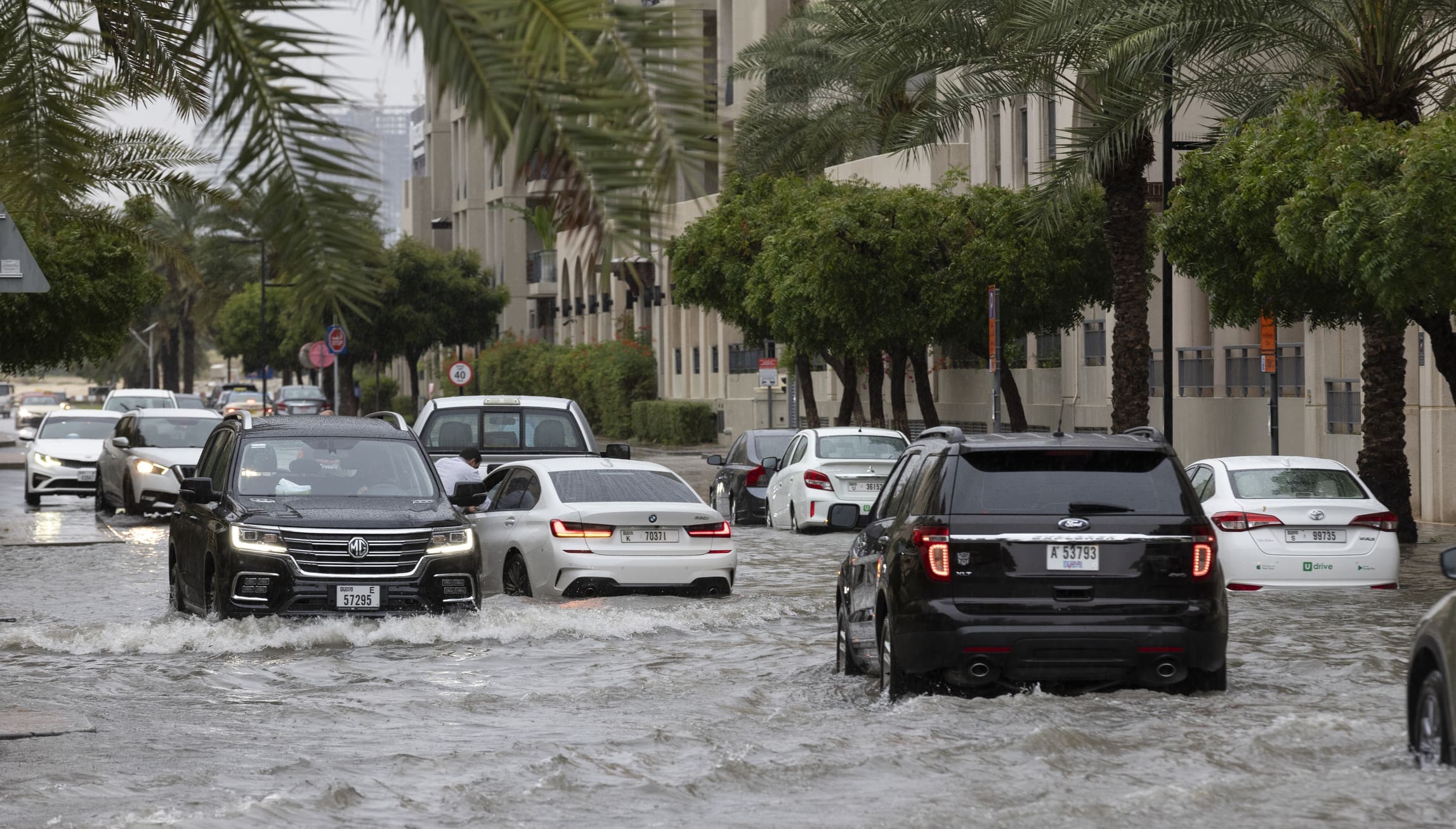 HISTORIC RAINFALL CAUSES DAMAGE IN THE UAE: NOW THE SUN’S COME OUT ...